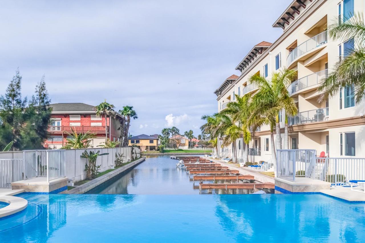 Las Marinas Condominiums Саут Падре Алънд Екстериор снимка